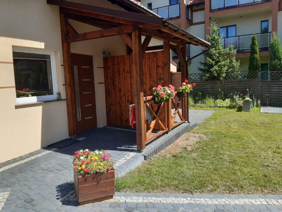 Apartamenty I Domki Mierzeja Sztutowo Exterior foto
